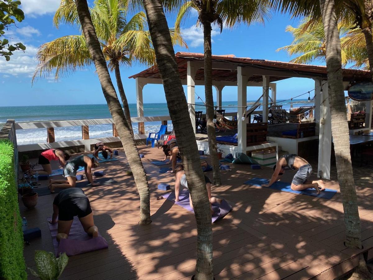 Solid Surf Camp Hostel Nicaragua Transito ภายนอก รูปภาพ