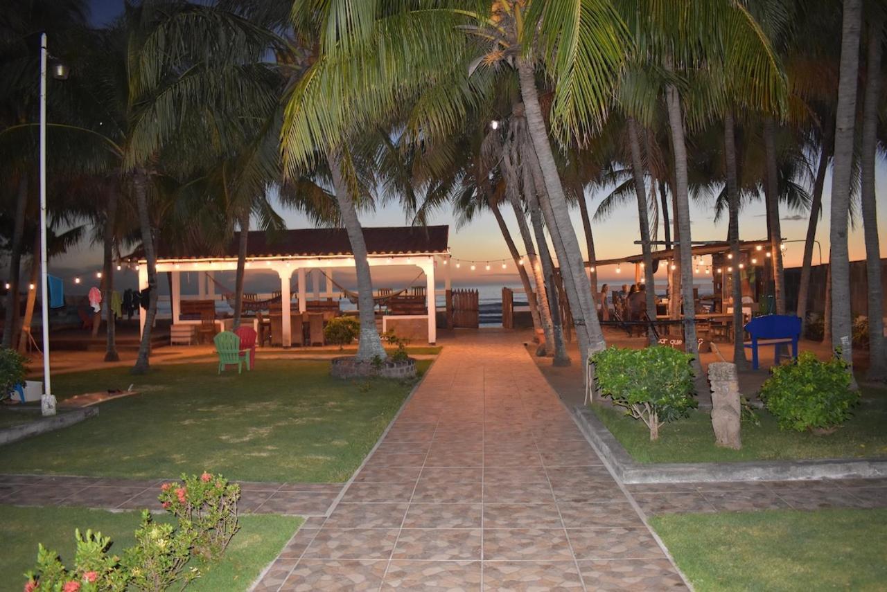 Solid Surf Camp Hostel Nicaragua Transito ภายนอก รูปภาพ