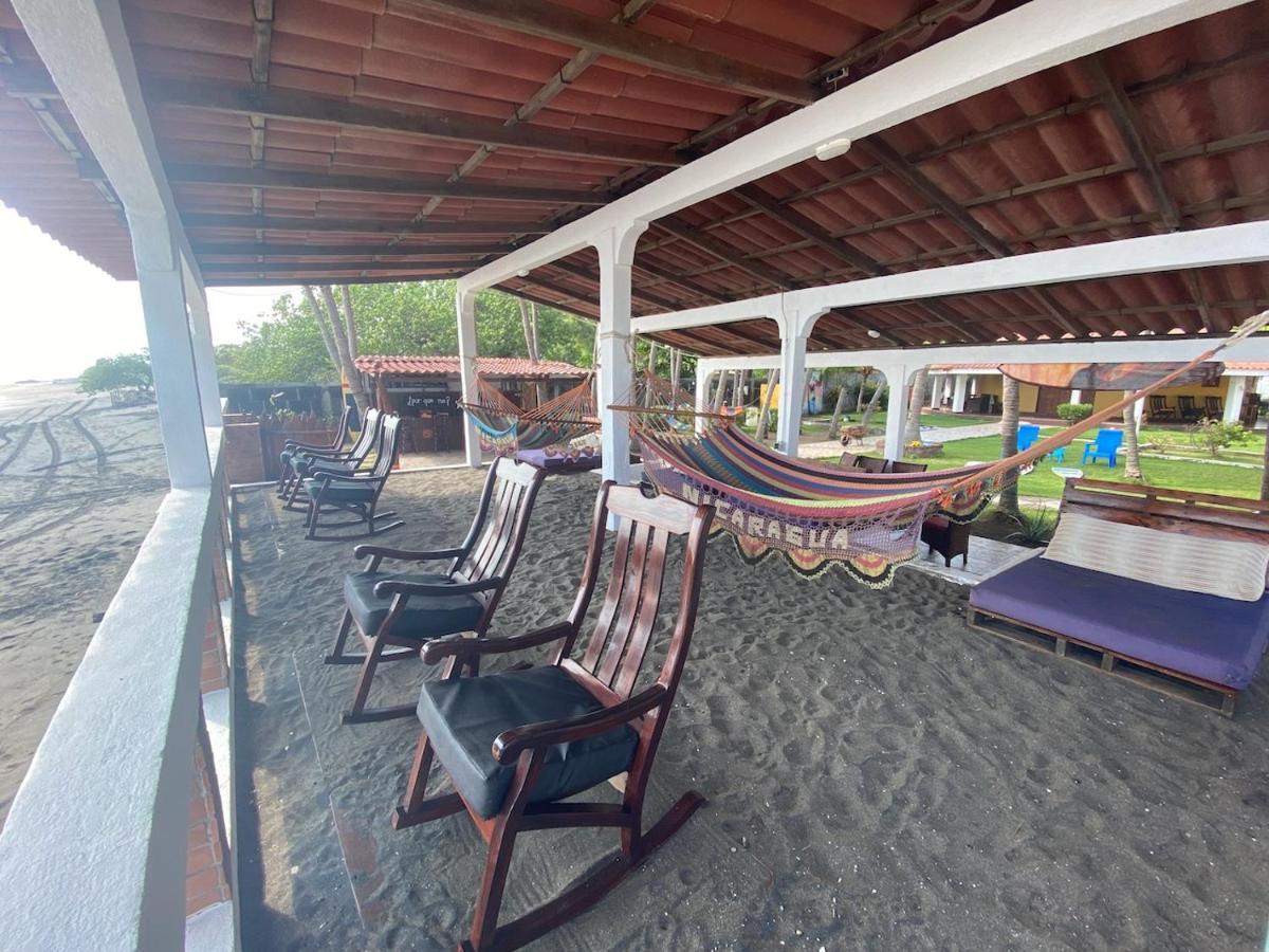 Solid Surf Camp Hostel Nicaragua Transito ภายนอก รูปภาพ