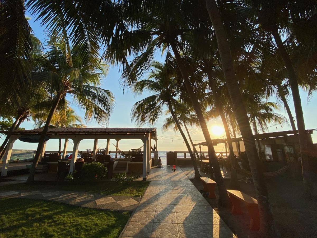 Solid Surf Camp Hostel Nicaragua Transito ภายนอก รูปภาพ