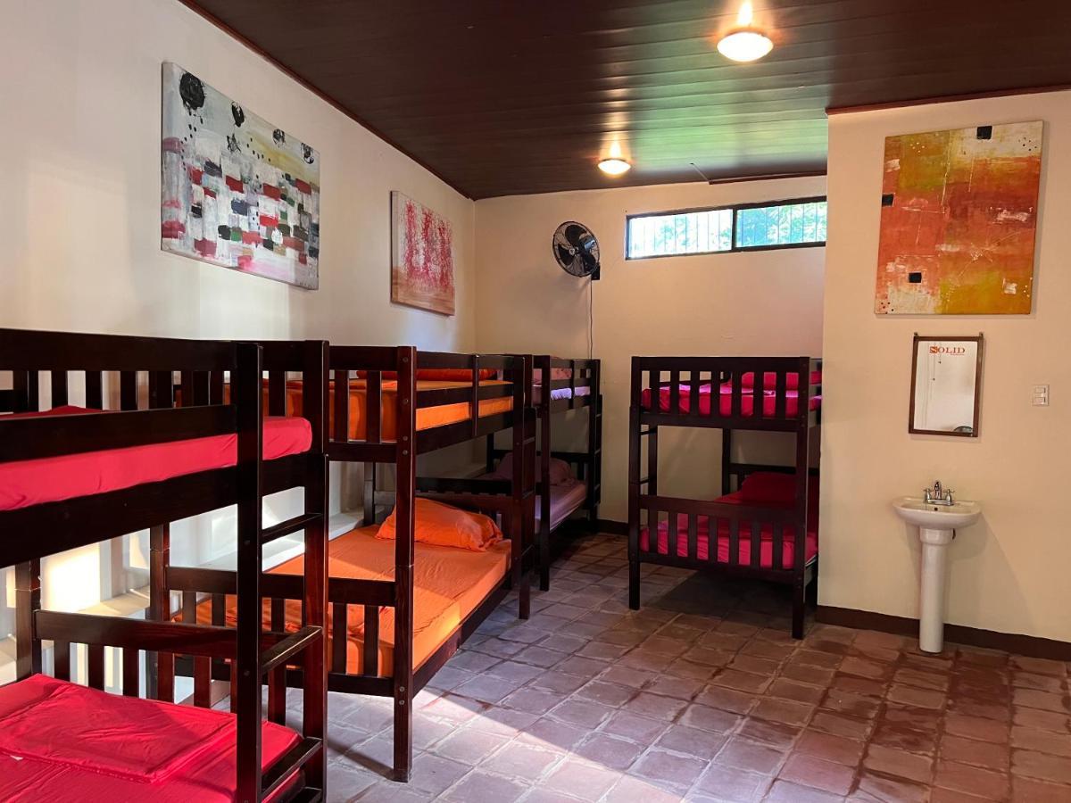 Solid Surf Camp Hostel Nicaragua Transito ภายนอก รูปภาพ